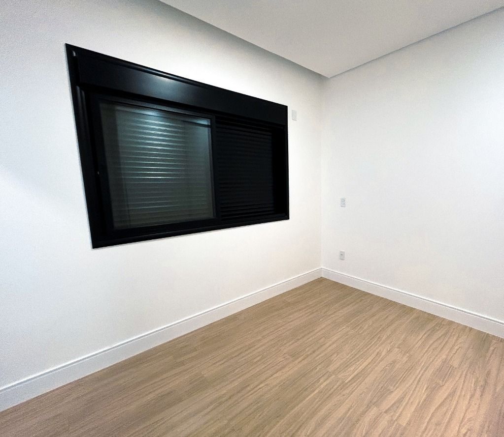 Casa de Condomínio à venda no Vila Romão: 