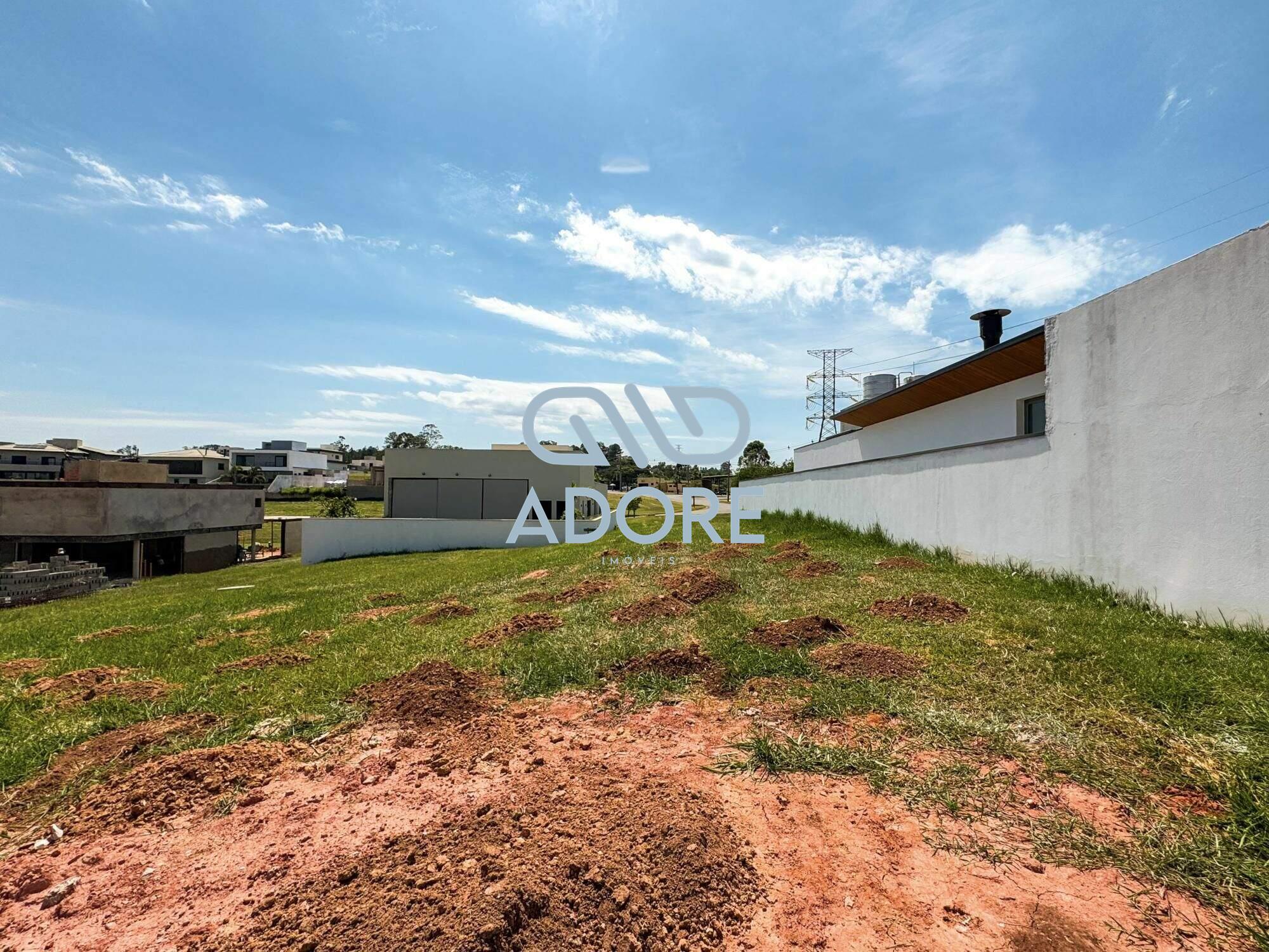 Terreno à venda no Condomínio Villas do Golfe: 