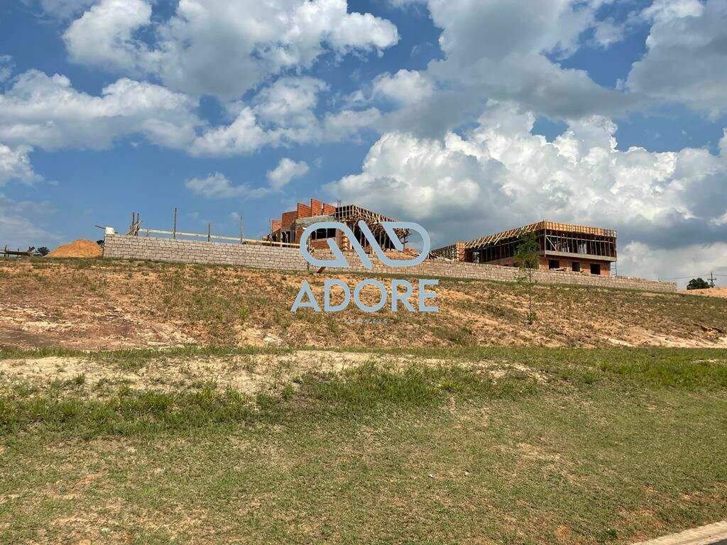 Terreno à venda no Condomínio Villas do Golfe: 