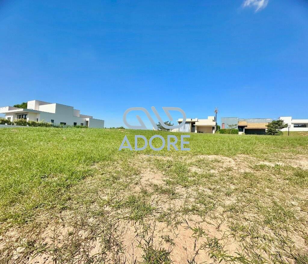 Terreno à venda no Condomínio Villas do Golfe: 