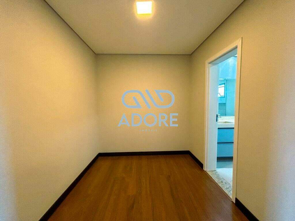 Casa de Condomínio à venda no Condomínio Villas do Golfe: 