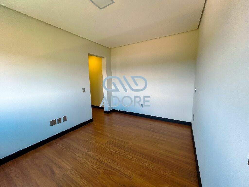 Casa de Condomínio à venda no Condomínio Villas do Golfe: 