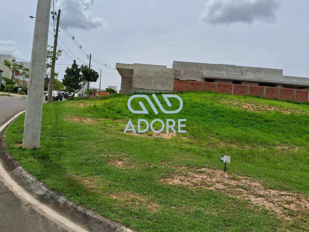 Terreno à venda no Condomínio Mirante dos Ipês: 