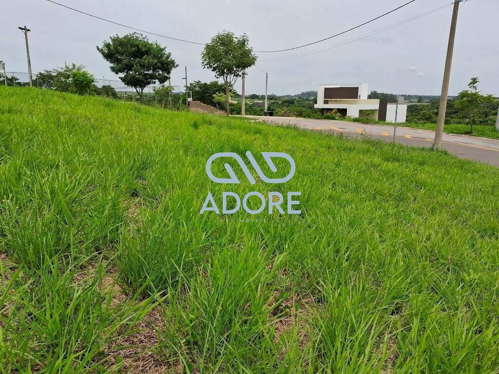 Terreno à venda no Condomínio Mirante dos Ipês: 