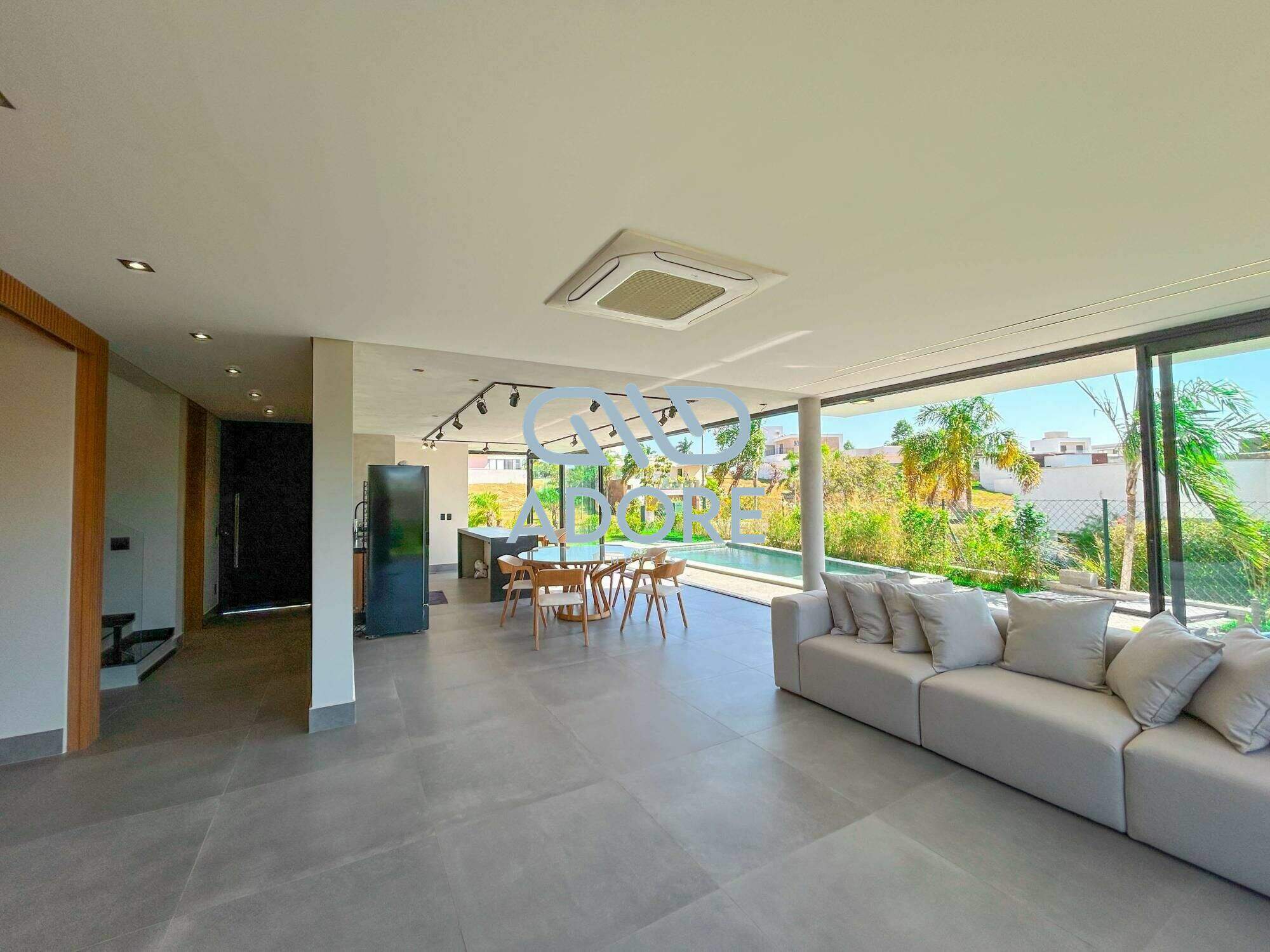 Casa de Condomínio à venda no Condomínio Villas do Golfe: 