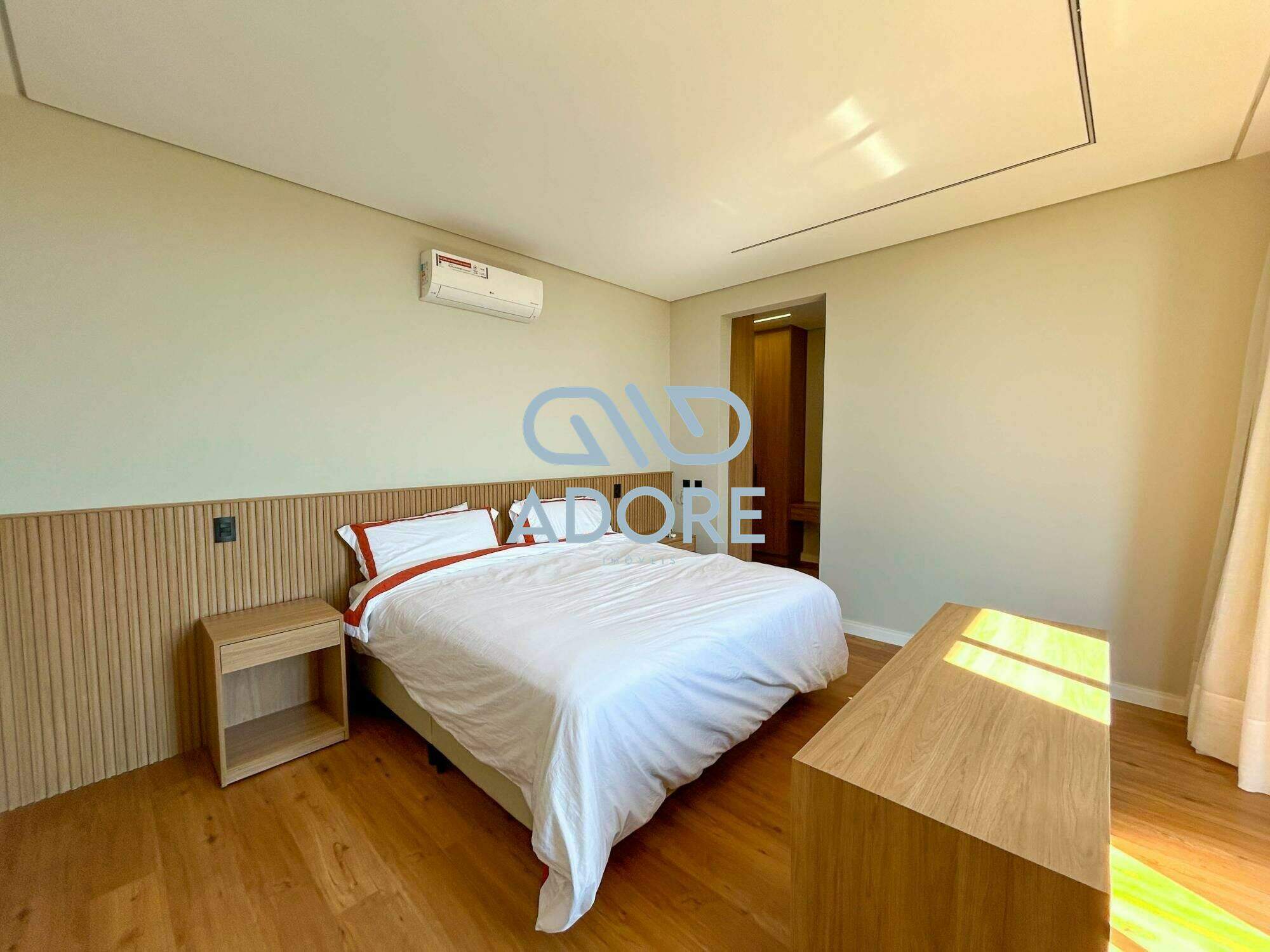 Casa de Condomínio à venda no Condomínio Villas do Golfe: 
