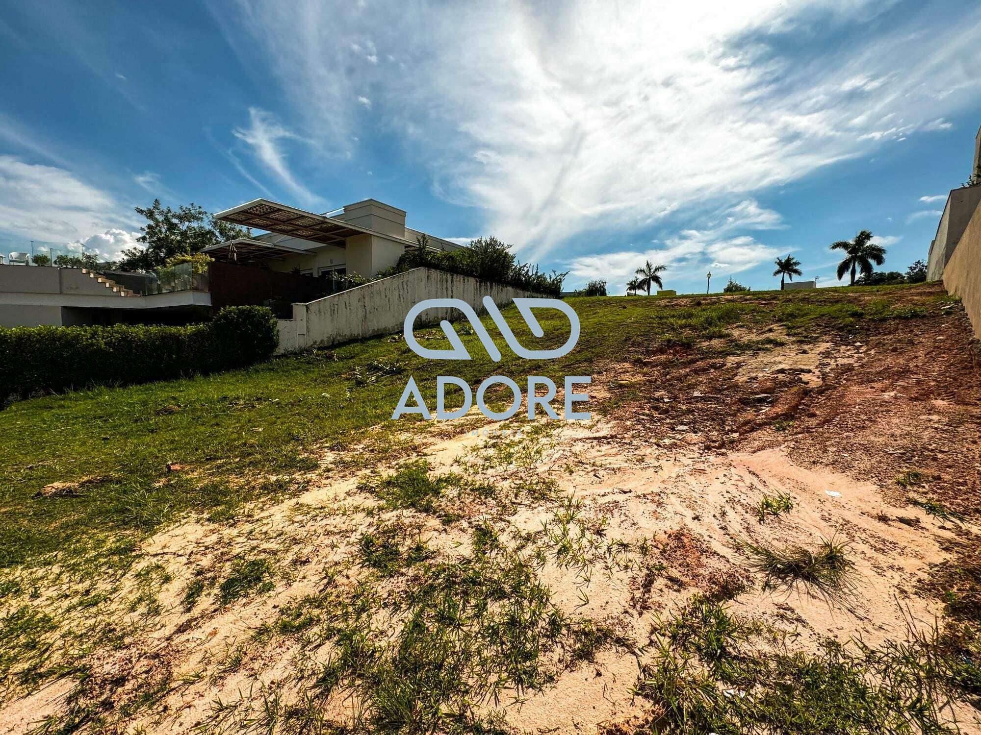 Terreno à venda no Condomínio Villas do Golfe: 