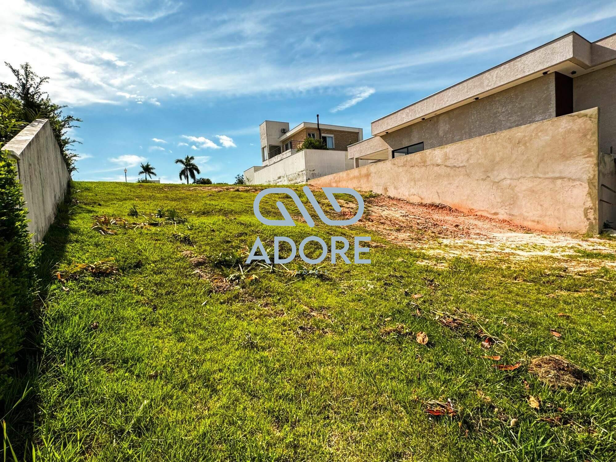 Terreno à venda no Condomínio Villas do Golfe: 