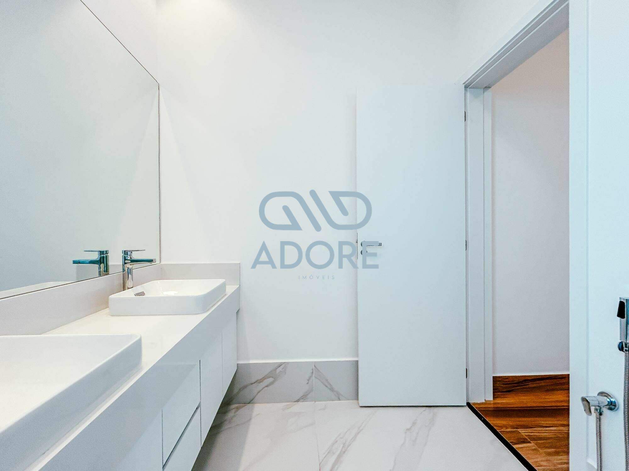 Casa de Condomínio à venda no Condomínio Villas do Golfe: 