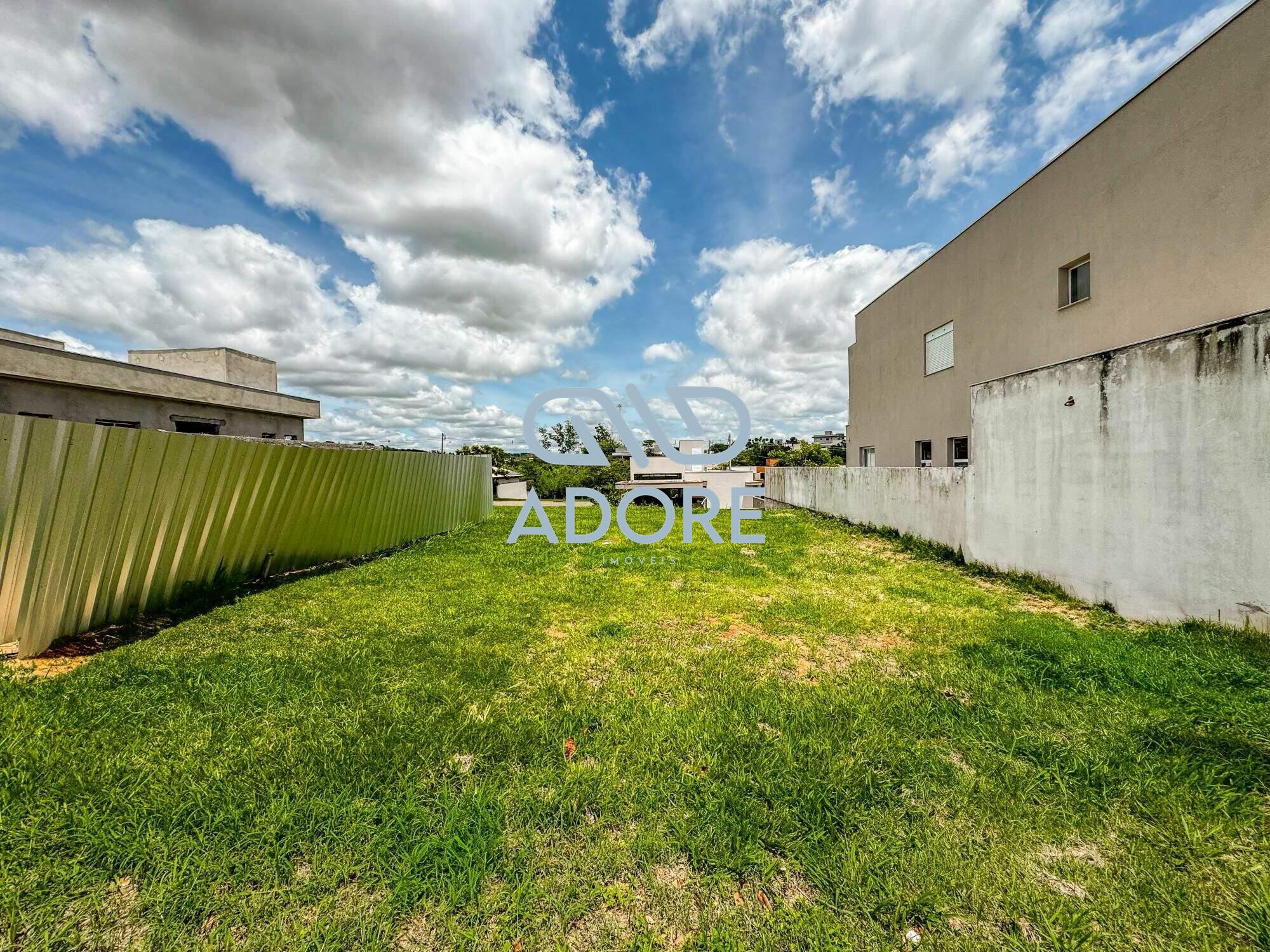 Terreno à venda no Condomínio Una: 