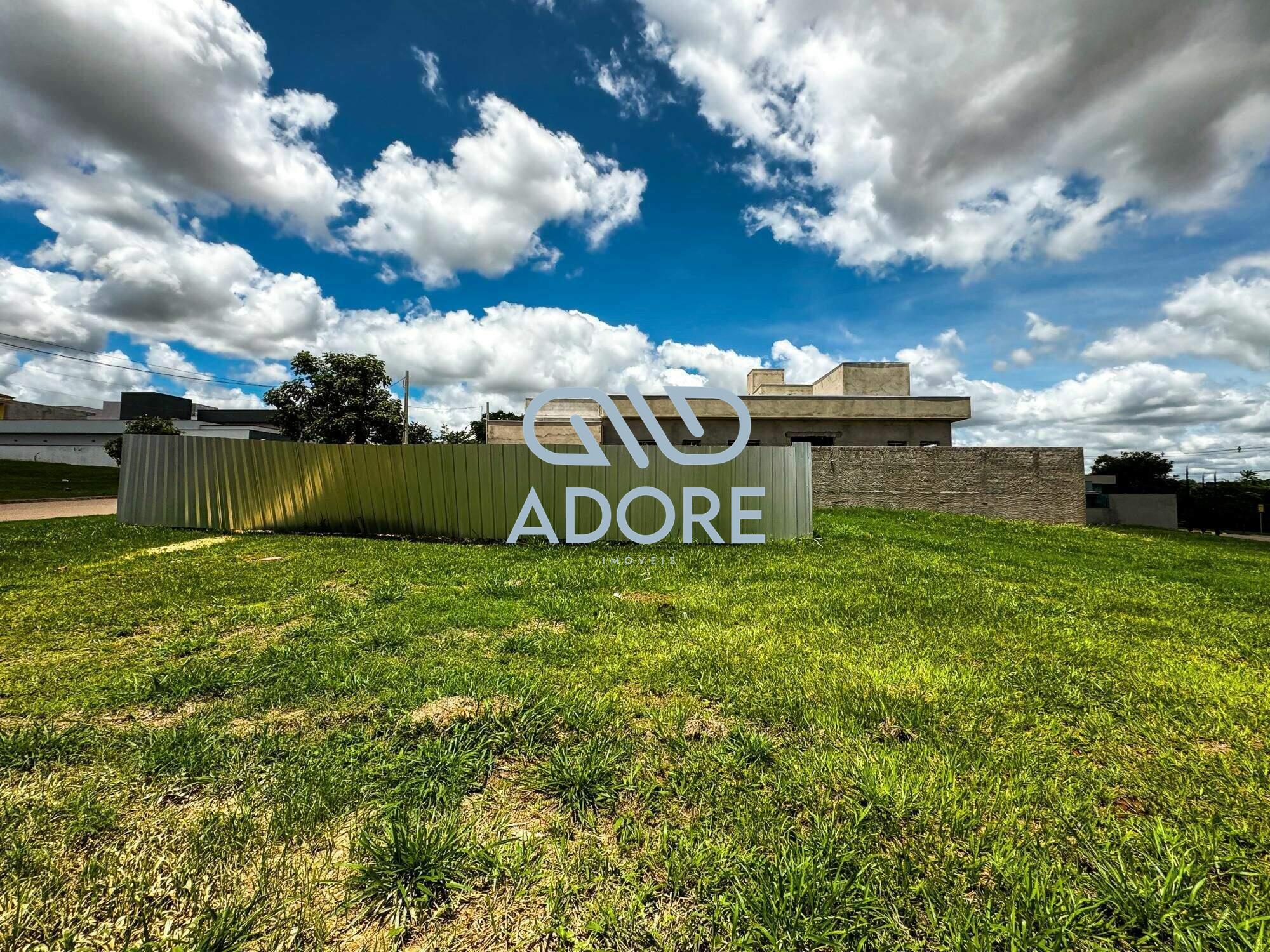 Terreno à venda no Condomínio Una: 