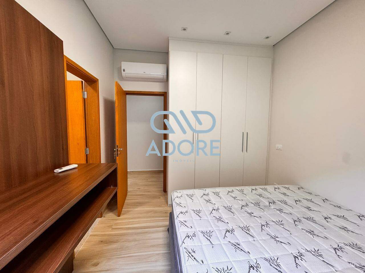 Casa de Condomínio à venda no Condomínio Una: 