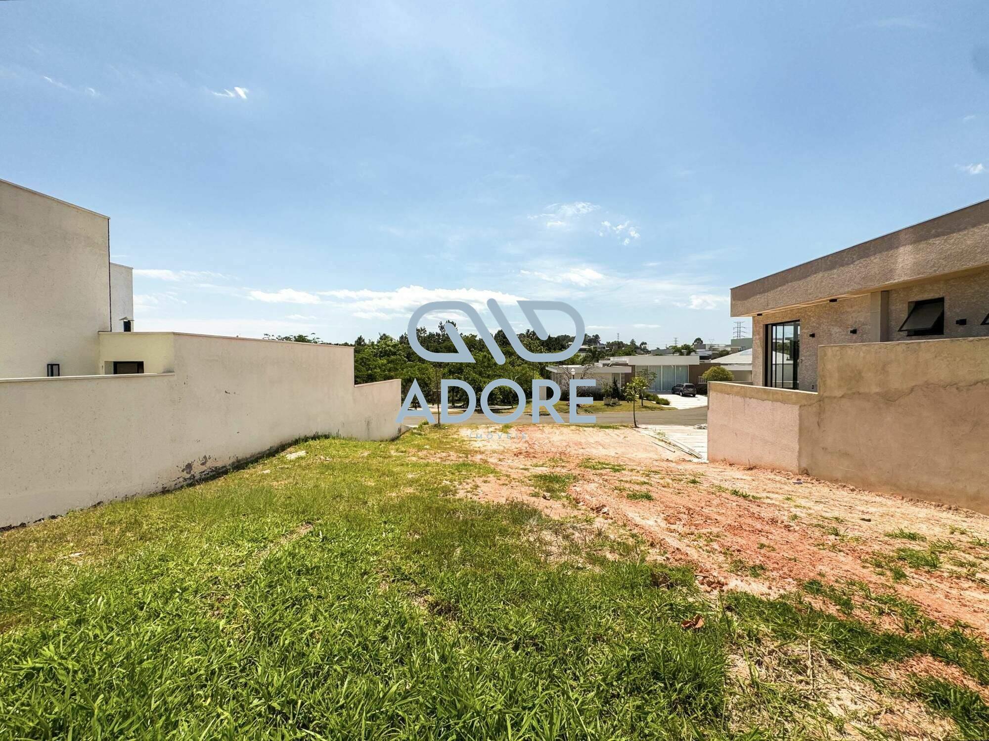 Terreno à venda no Condomínio Villas do Golfe: 