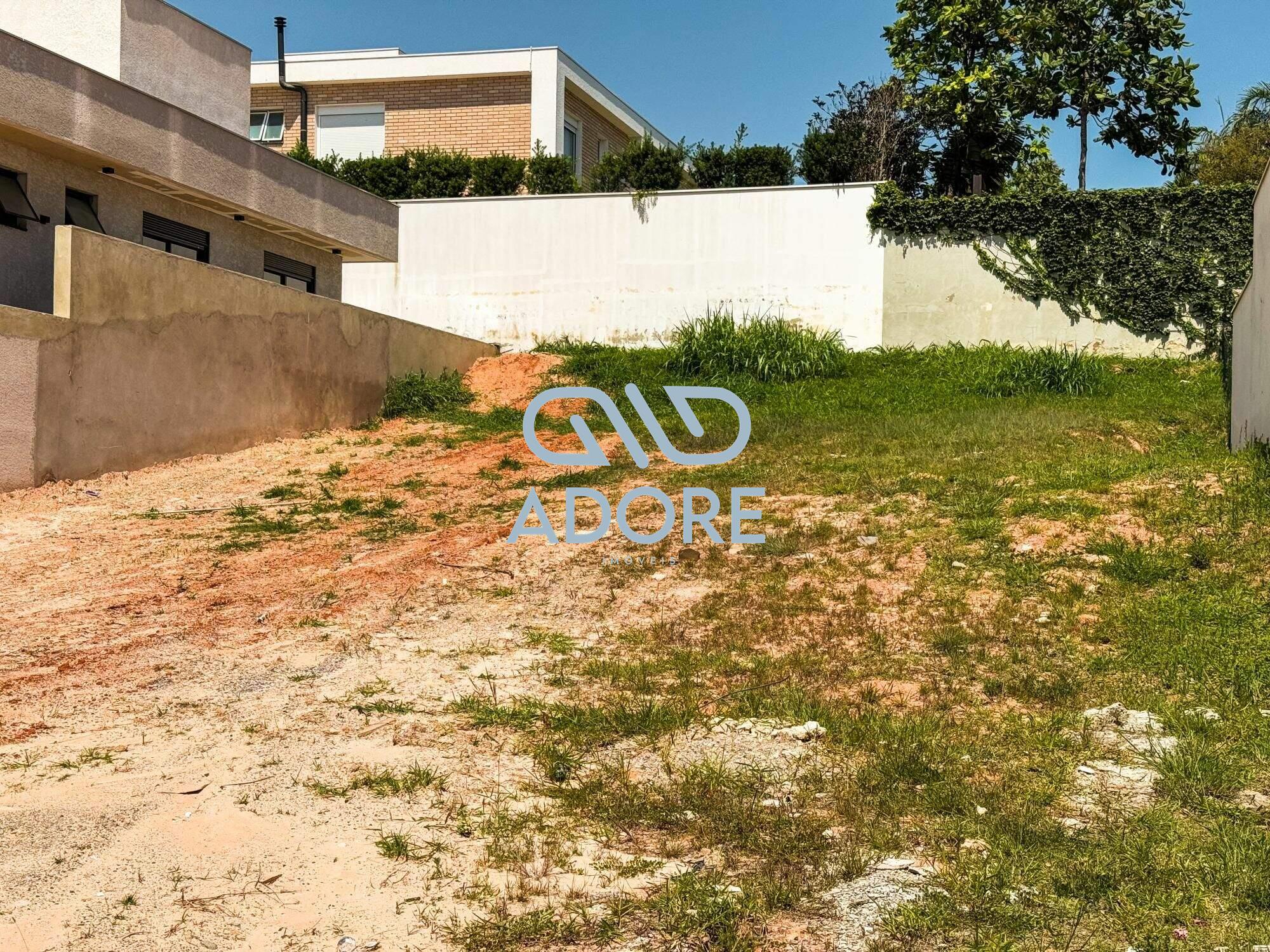 Terreno à venda no Condomínio Villas do Golfe: 