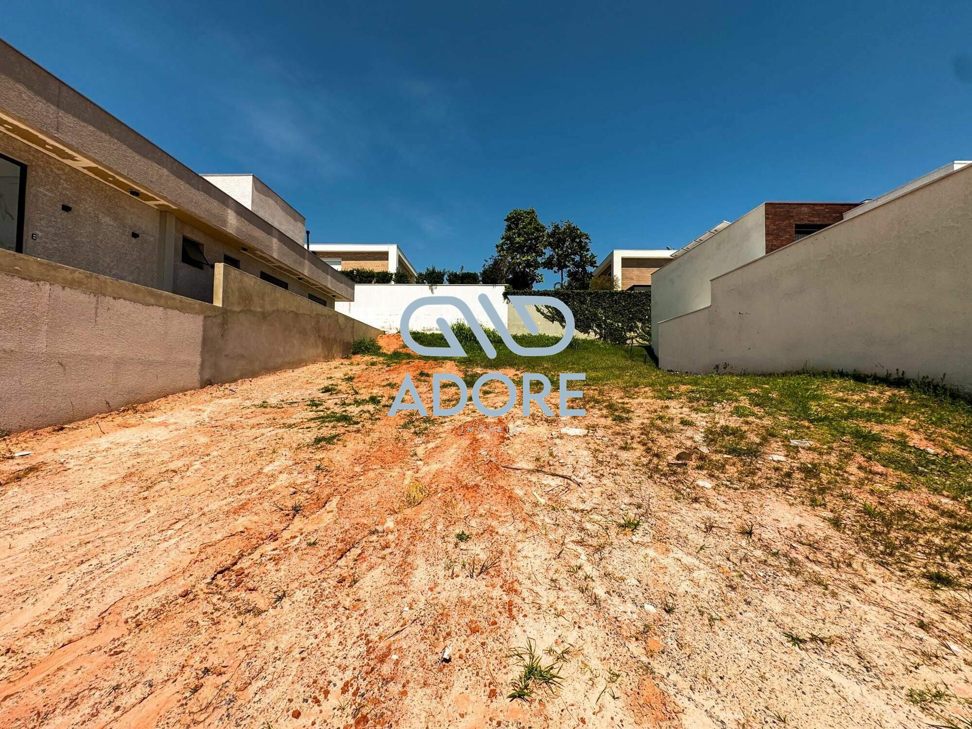 Terreno à venda no Condomínio Villas do Golfe: 