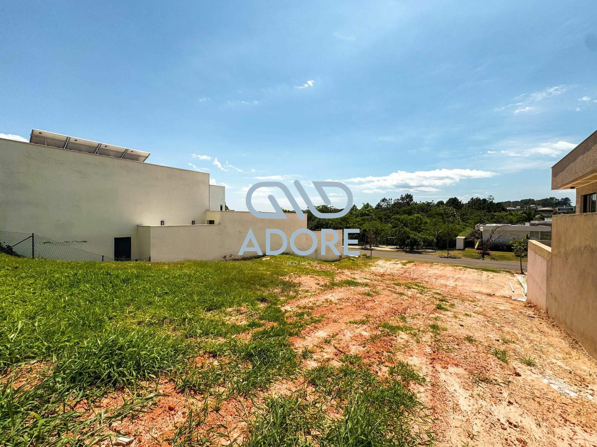 Terreno à venda no Condomínio Villas do Golfe: 