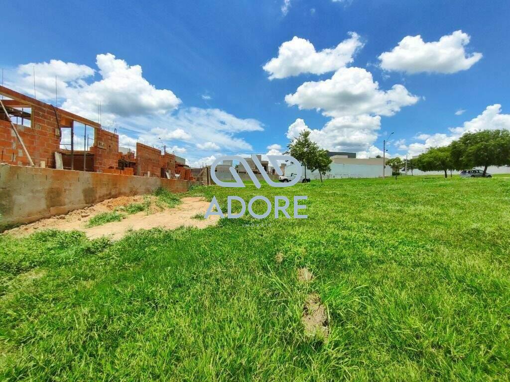 Terreno à venda no Condomínio Una: 