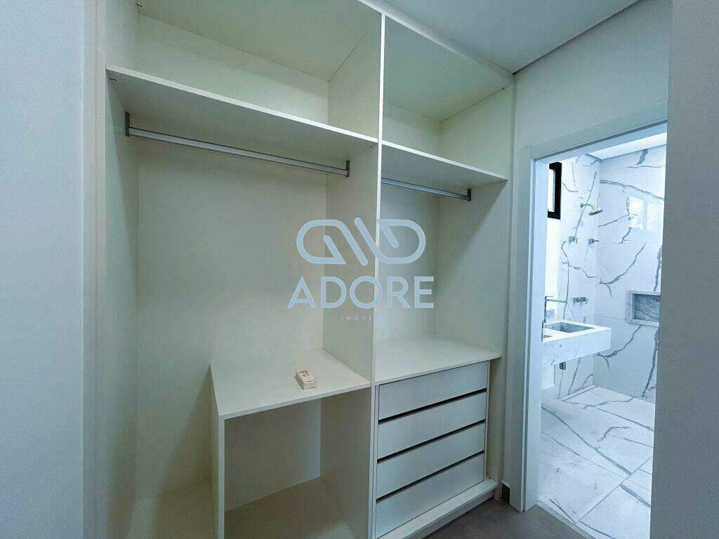 Casa de Condomínio à venda no Condomínio Villas do Golfe: 