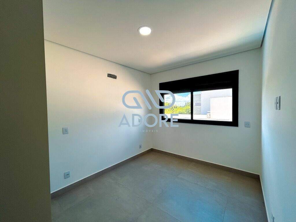 Casa de Condomínio à venda no Condomínio Villas do Golfe: 