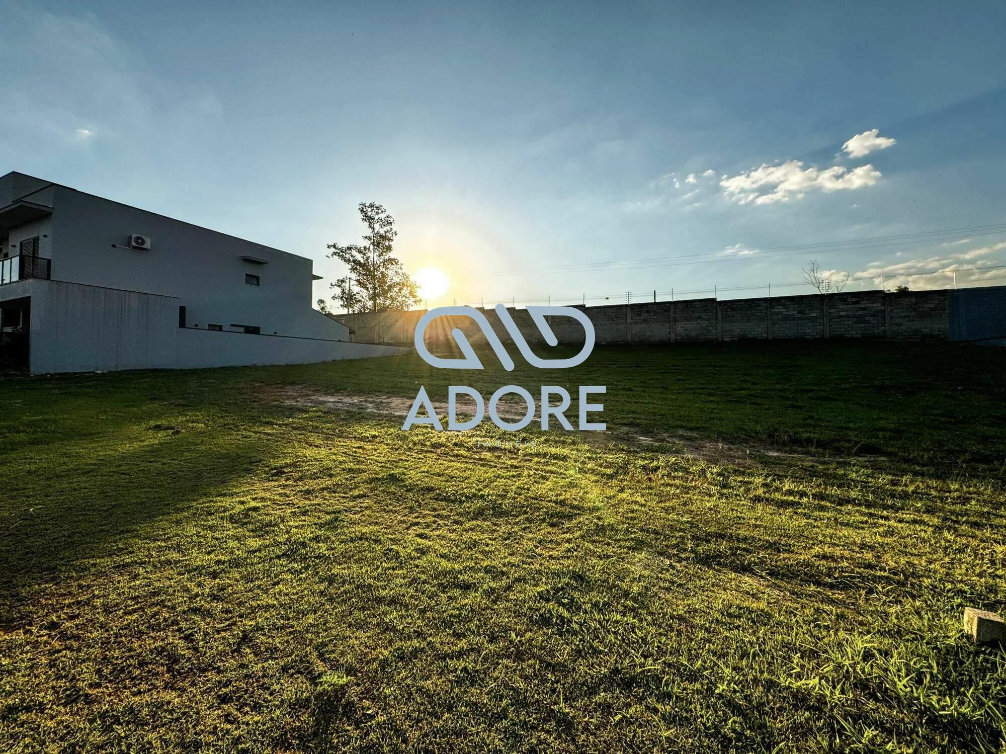 Terreno à venda no Condomínio Una: 