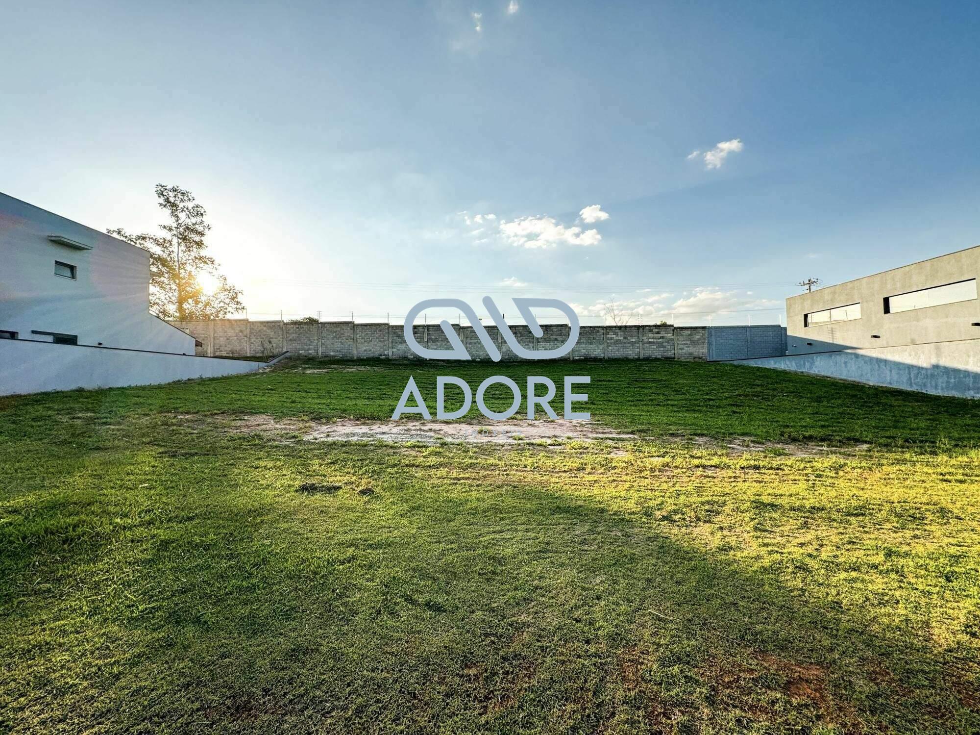 Terreno à venda no Condomínio Una: 