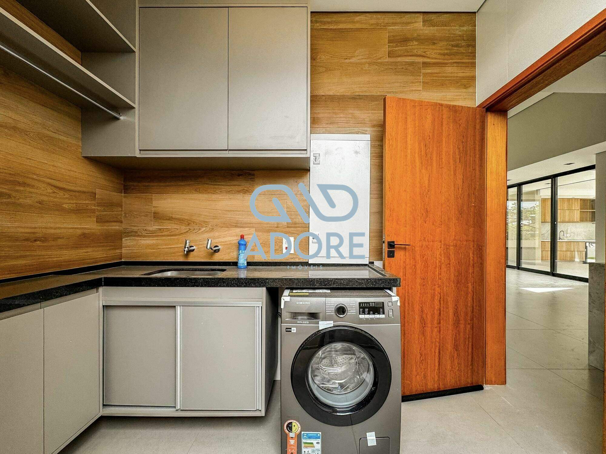 Casa de Condomínio à venda no Condomínio Villas do Golfe: 