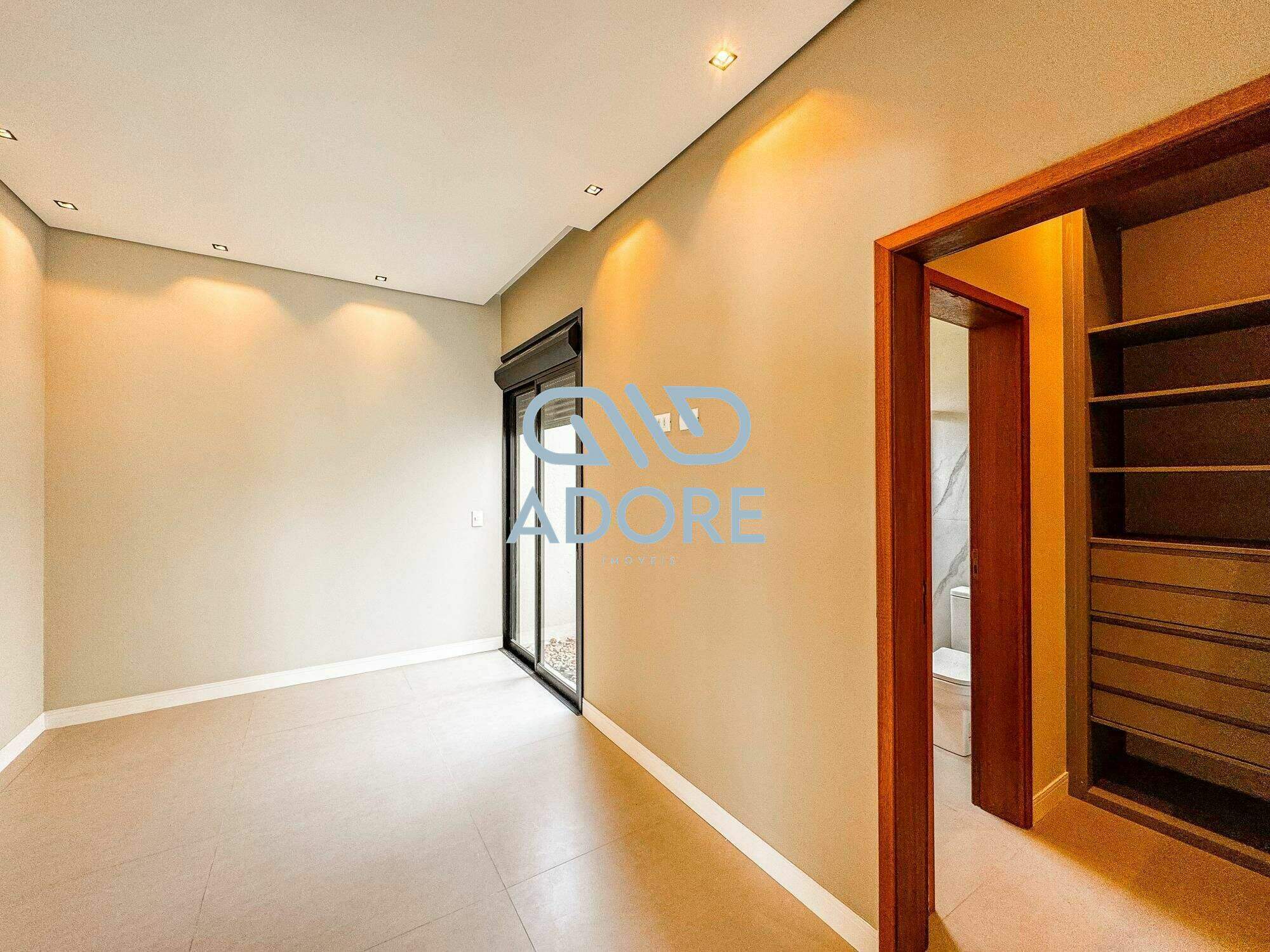 Casa de Condomínio à venda no Condomínio Villas do Golfe: 
