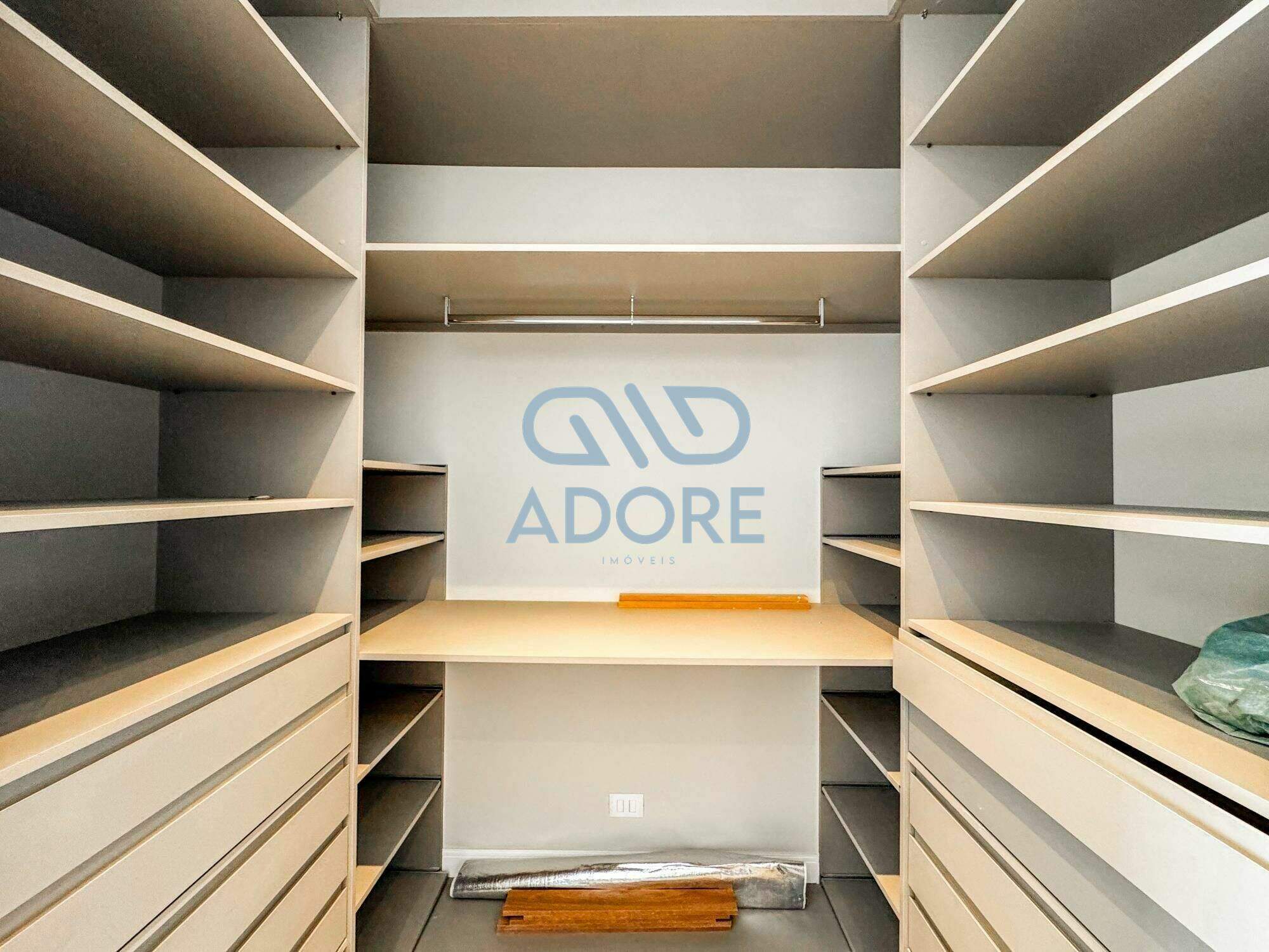 Casa de Condomínio à venda no Condomínio Villas do Golfe: 
