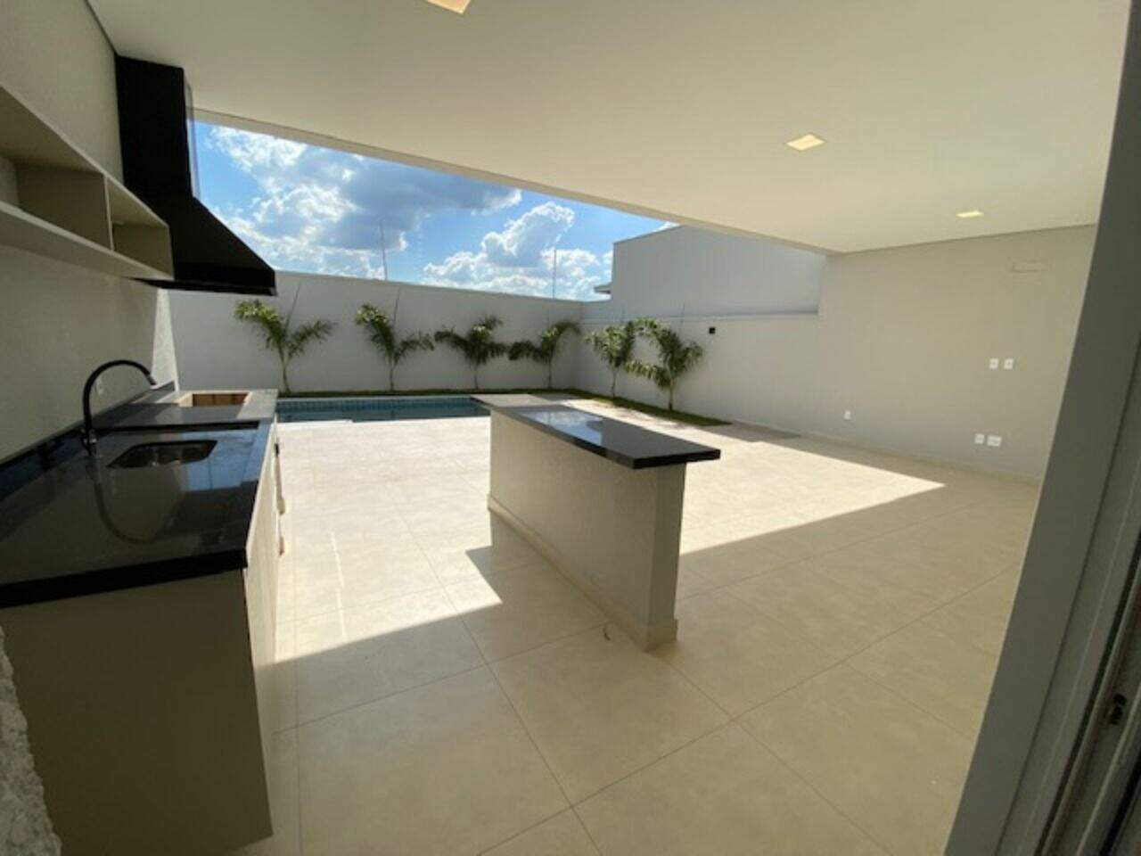 Casa de Condomínio à venda no Jardim Residencial Dona Maria José: 