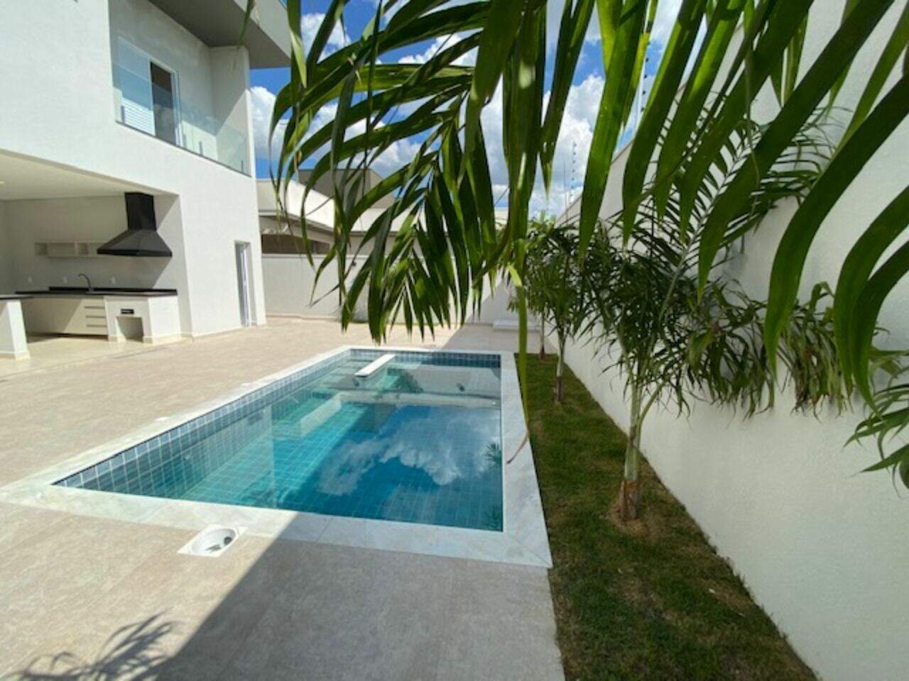Casa de Condomínio à venda no Jardim Residencial Dona Maria José: 