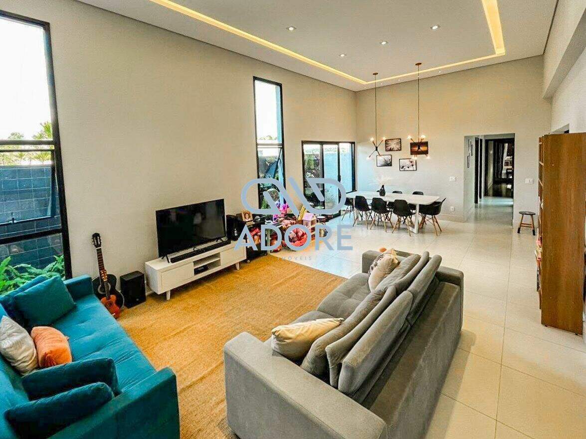 Casa de Condomínio à venda no Condomínio Villas do Golfe: 