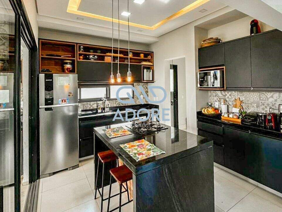 Casa de Condomínio à venda no Condomínio Villas do Golfe: 