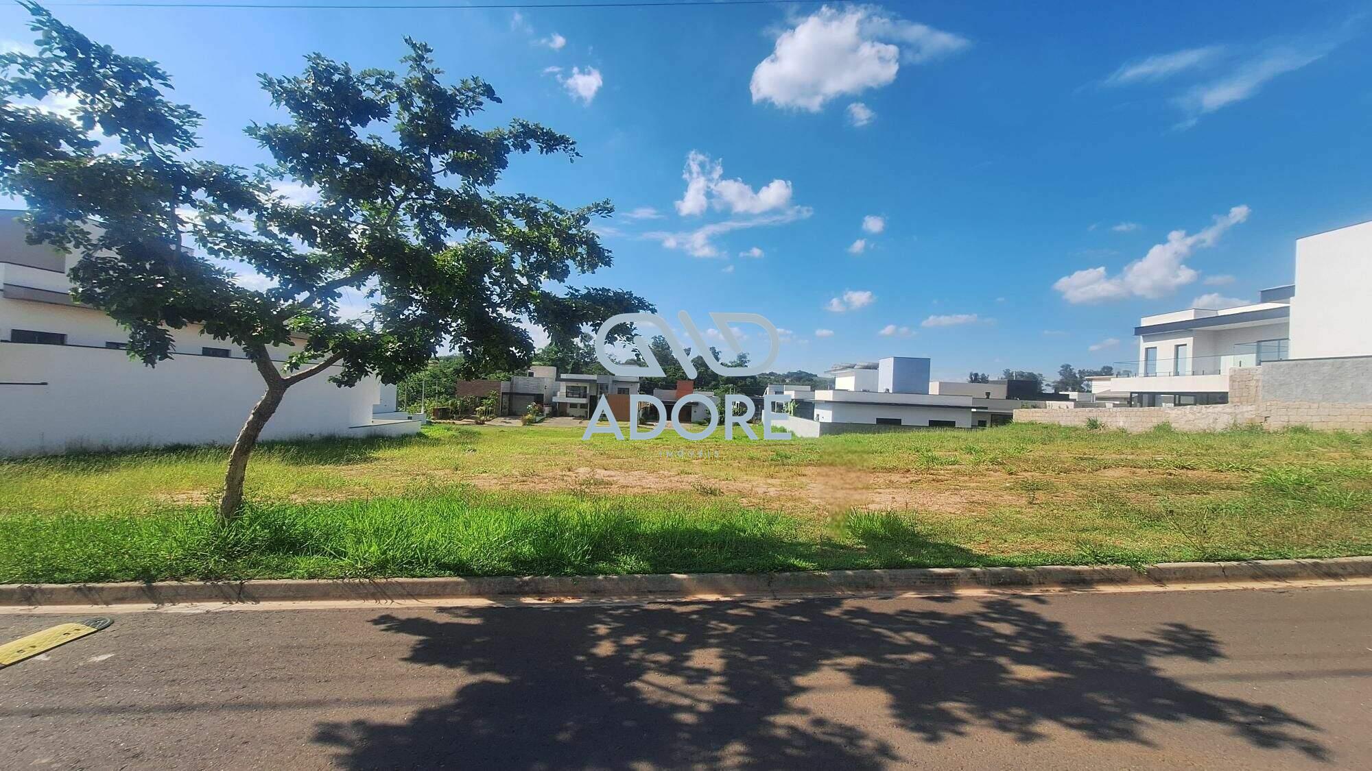 Terreno à venda no Condomínio Portal dos Bandeirantes: 