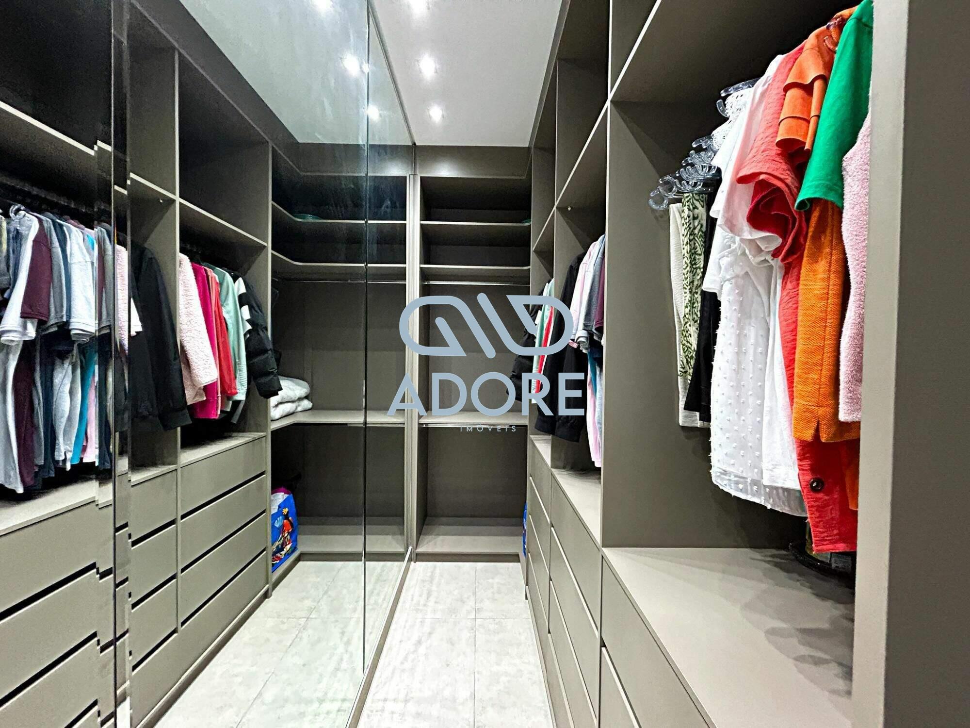 Casa de Condomínio à venda no Condomínio Portal dos Bandeirantes: 