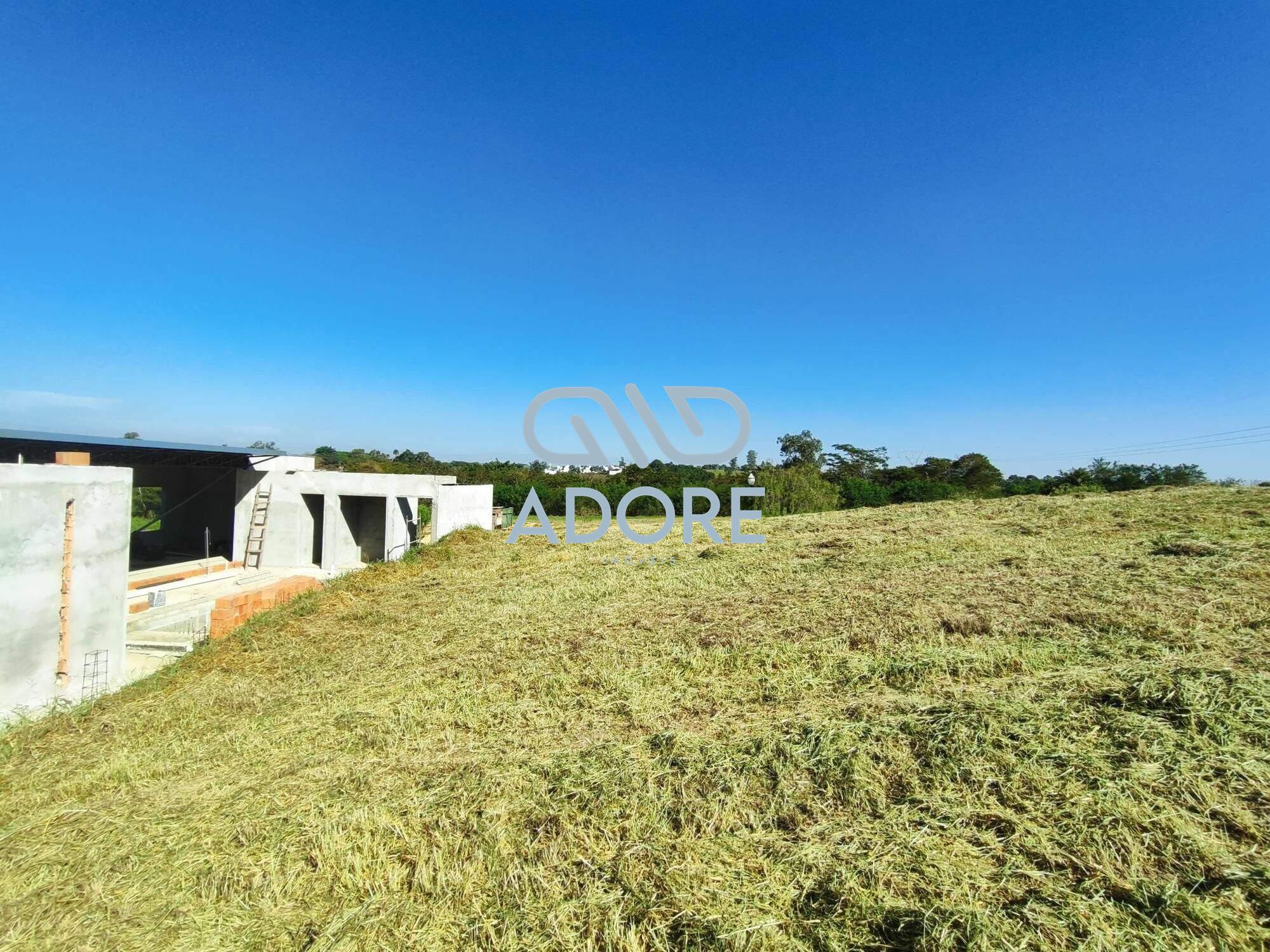 Terreno à venda no Condomínio Villas do Golfe: 