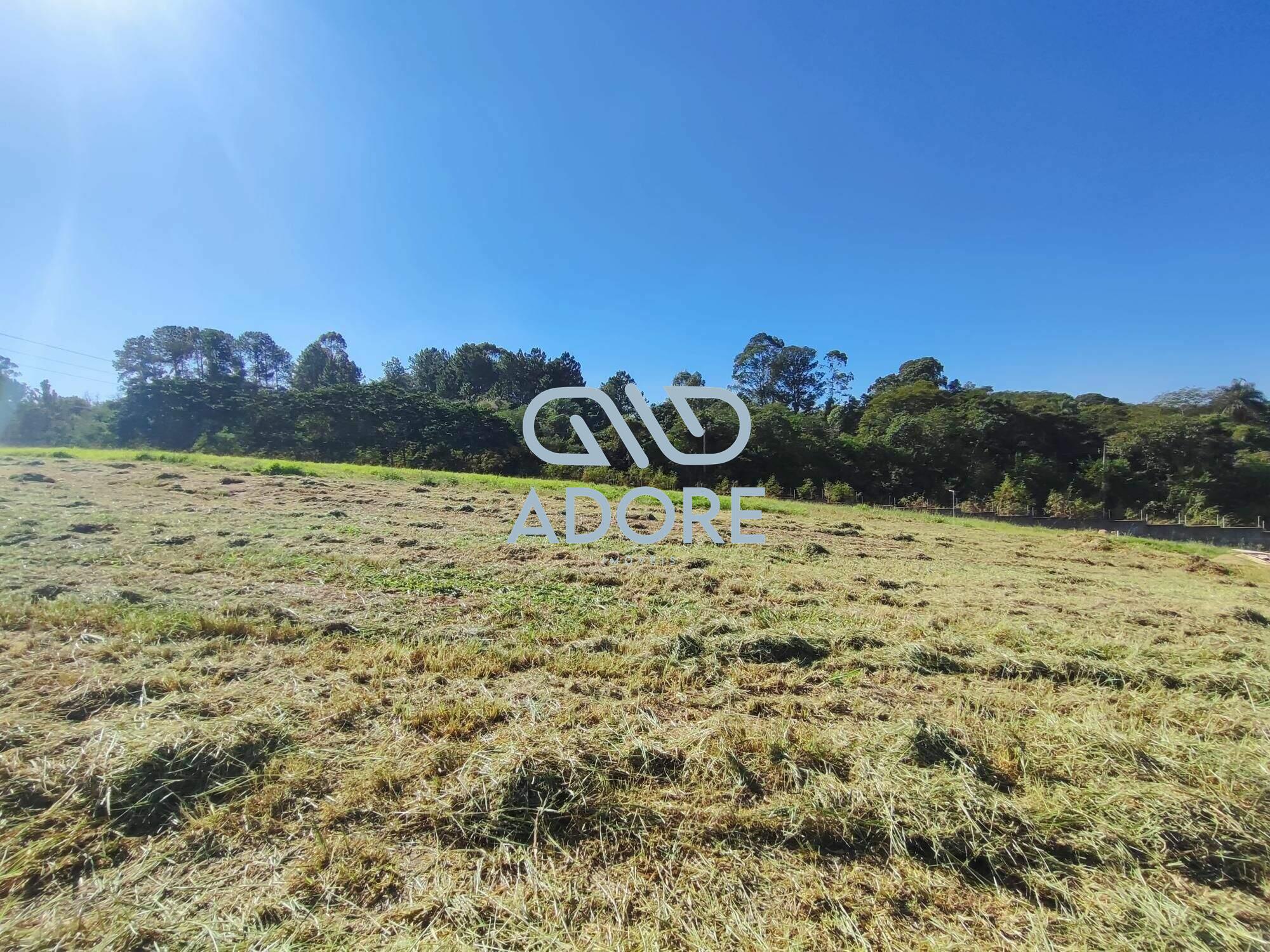 Terreno à venda no Condomínio Villas do Golfe: 