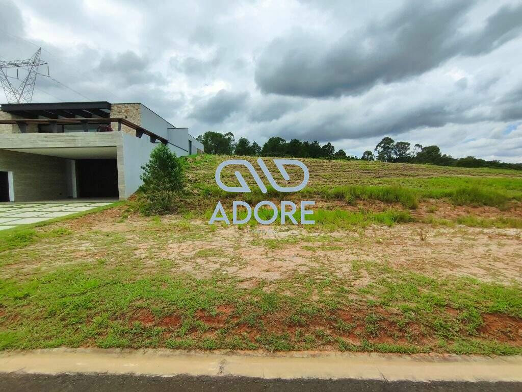 Terreno à venda no Condomínio Villas do Golfe: 