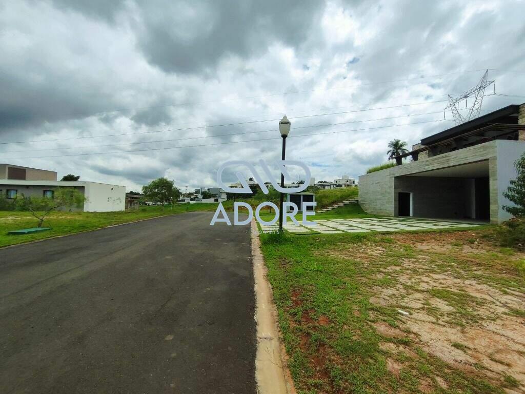 Terreno à venda no Condomínio Villas do Golfe: 