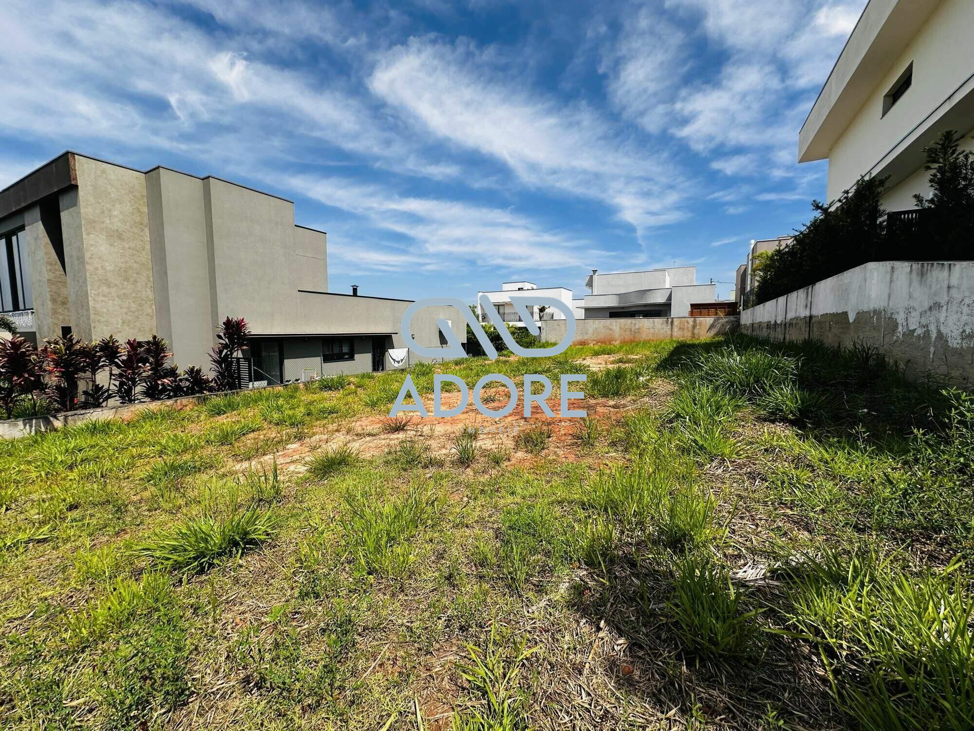 Terreno à venda no Condomínio Portal dos Bandeirantes: 