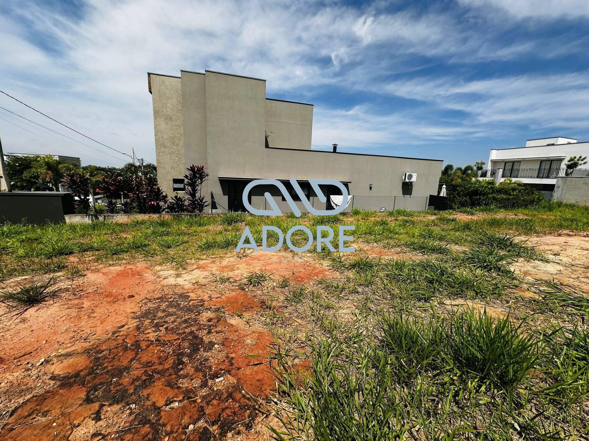 Terreno à venda no Condomínio Portal dos Bandeirantes: 