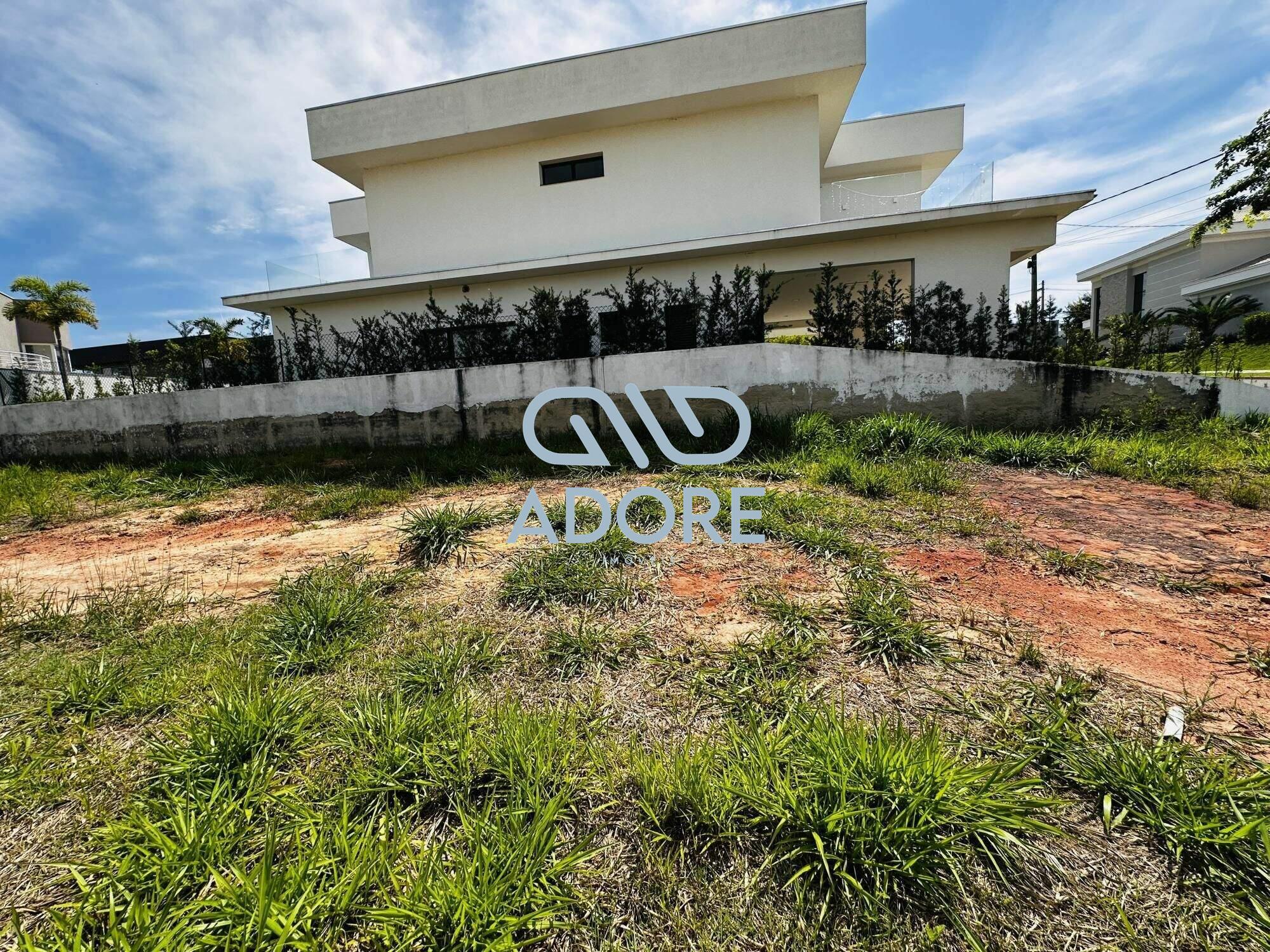 Terreno à venda no Condomínio Portal dos Bandeirantes: 