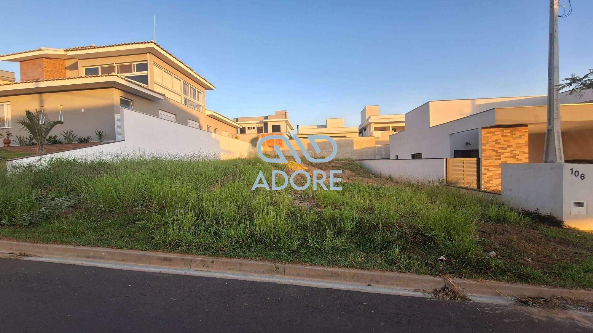 Terreno à venda no Condomínio Portal dos Bandeirantes: 