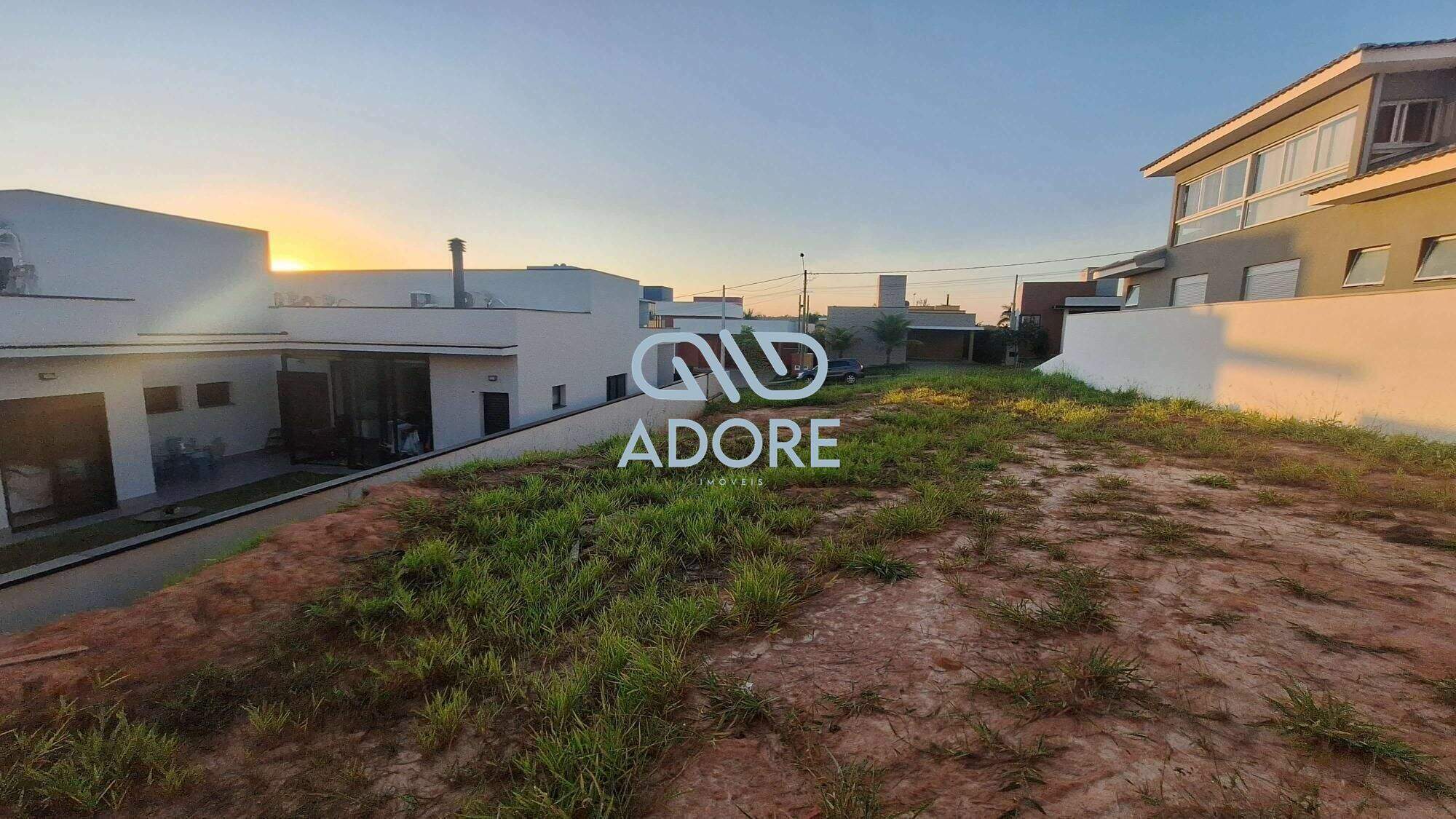 Terreno à venda no Condomínio Portal dos Bandeirantes: 