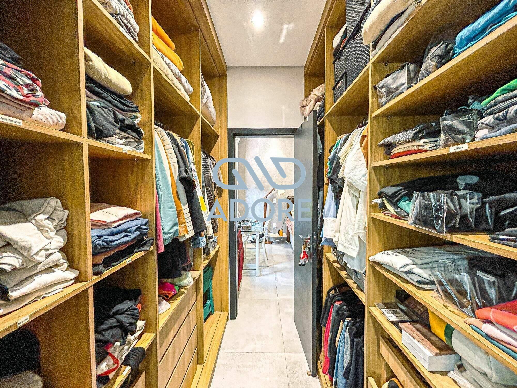 Casa de Condomínio à venda no Condomínio Portal dos Bandeirantes: 