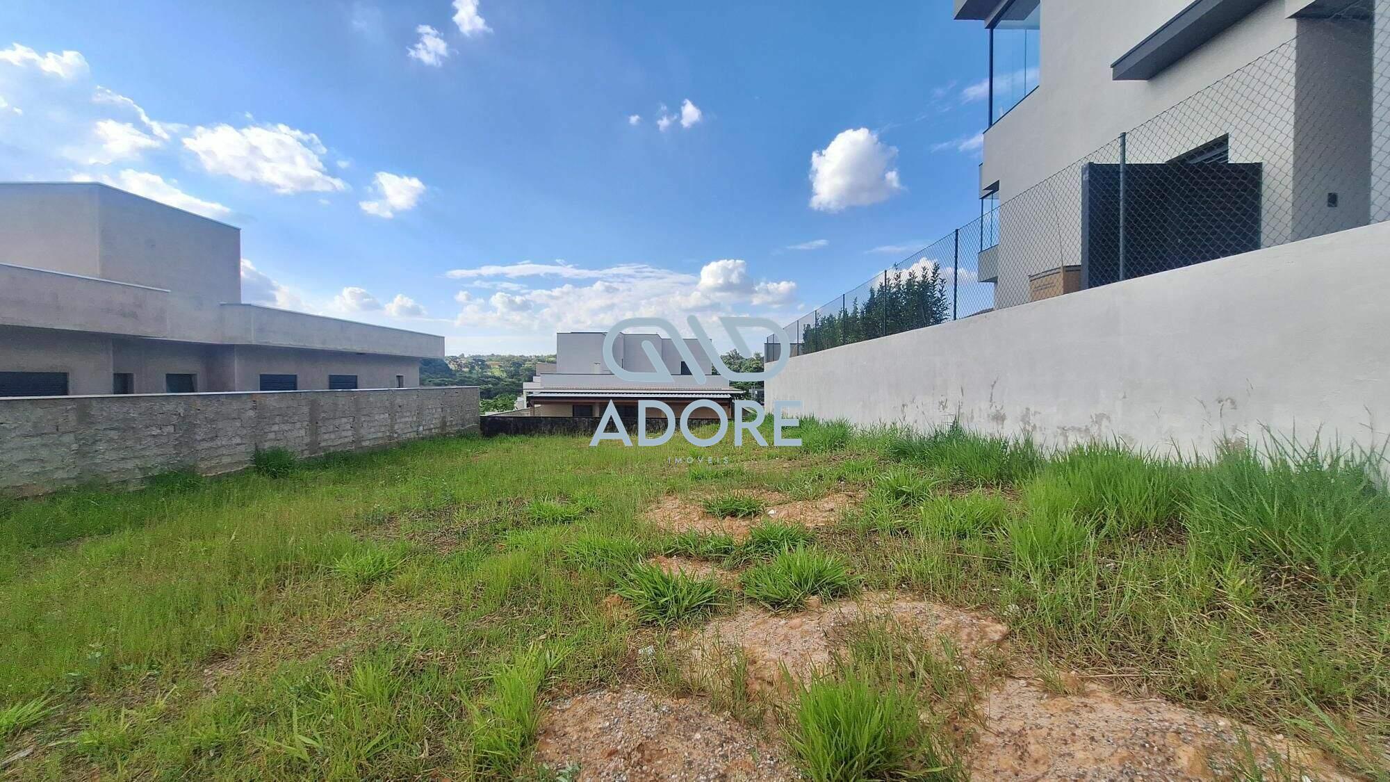 Terreno à venda no Condomínio Portal dos Bandeirantes: 