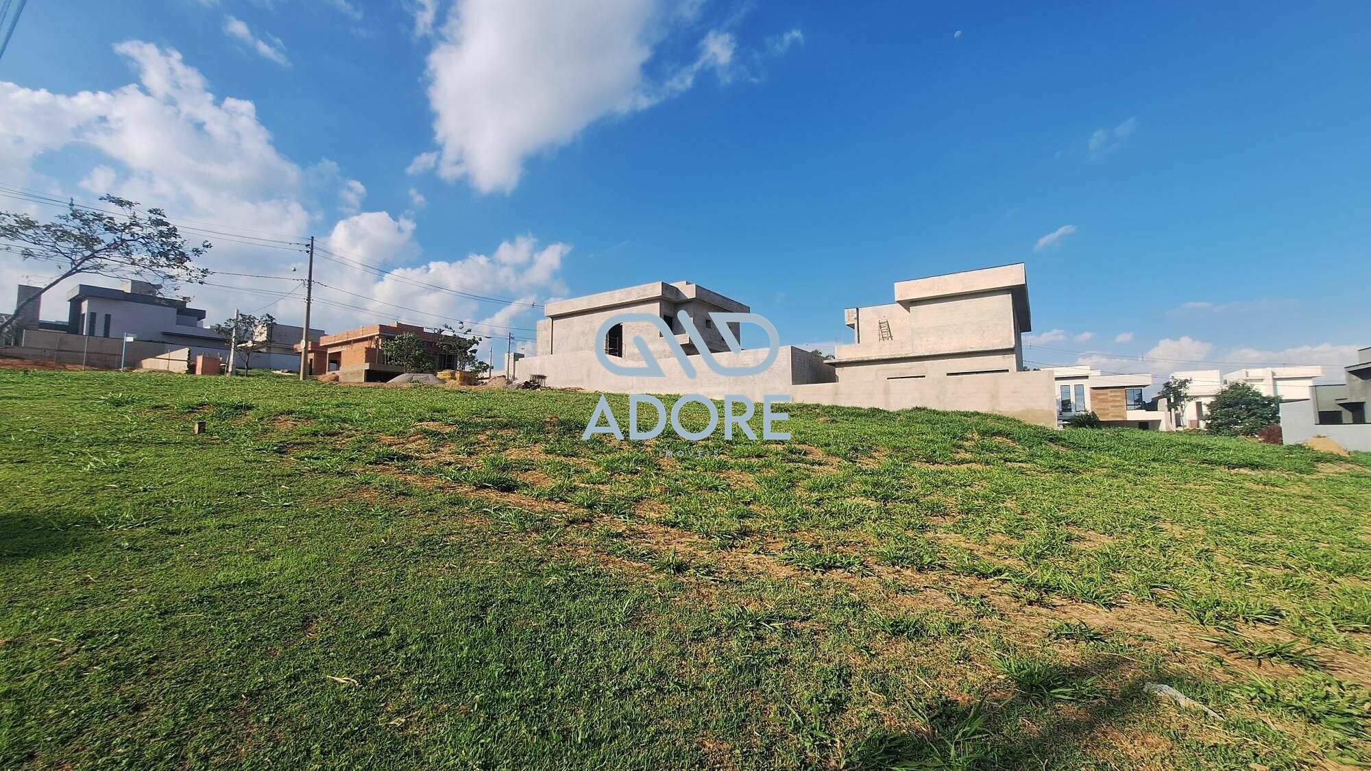 Terreno à venda no Condomínio Portal dos Bandeirantes: 