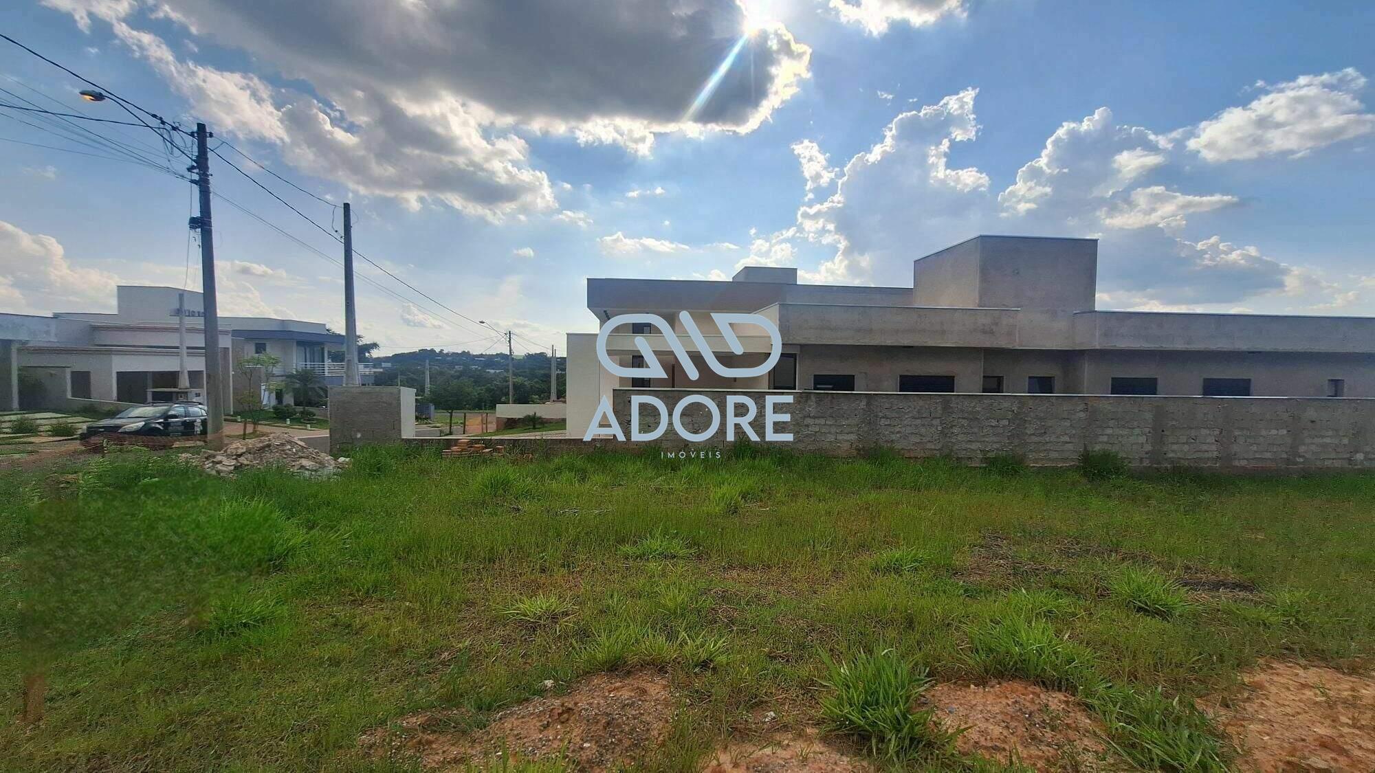 Terreno à venda no Condomínio Portal dos Bandeirantes: 