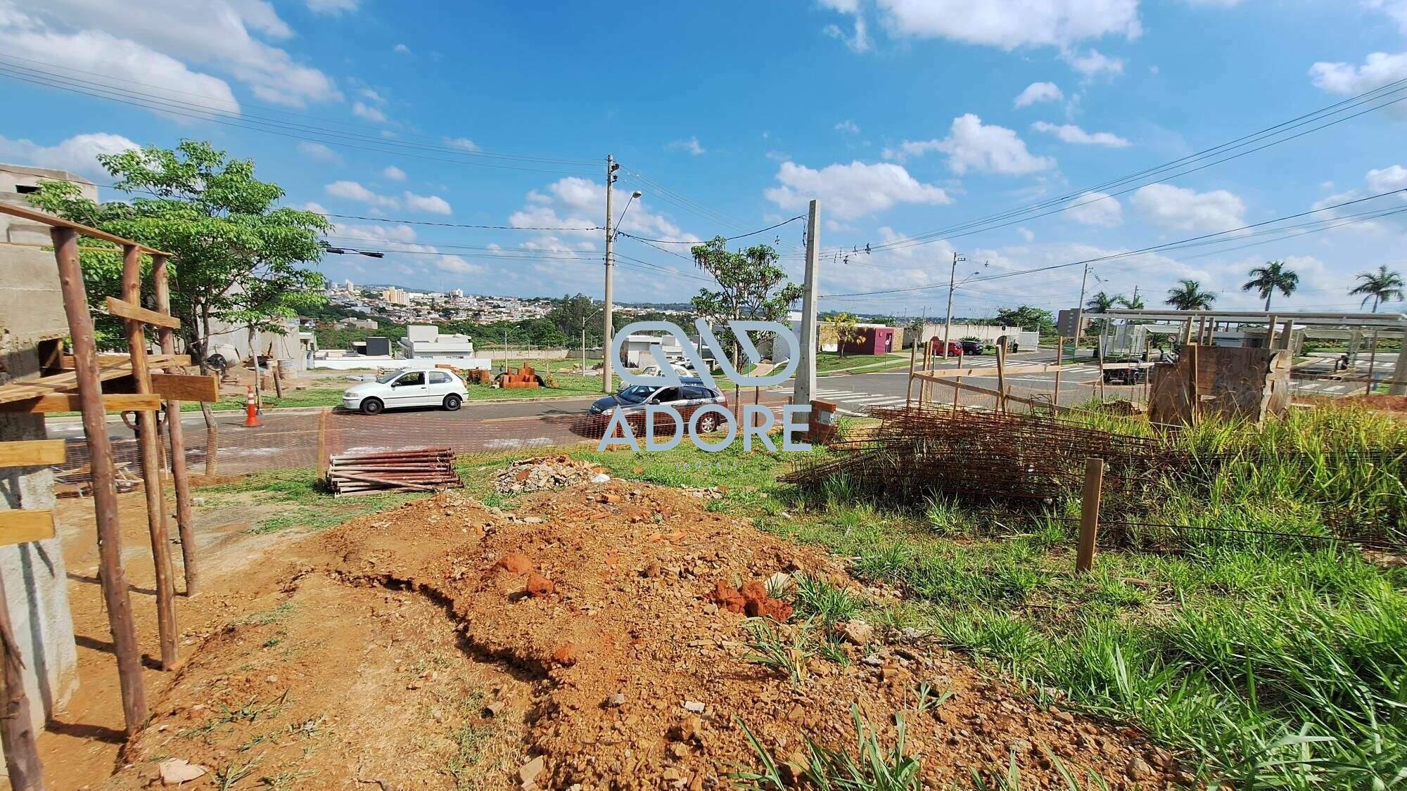 Terreno à venda no Condomínio Reserva Central Parque: 