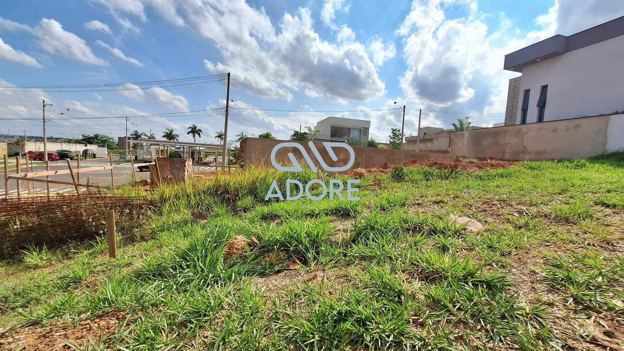 Terreno à venda no Condomínio Reserva Central Parque: 