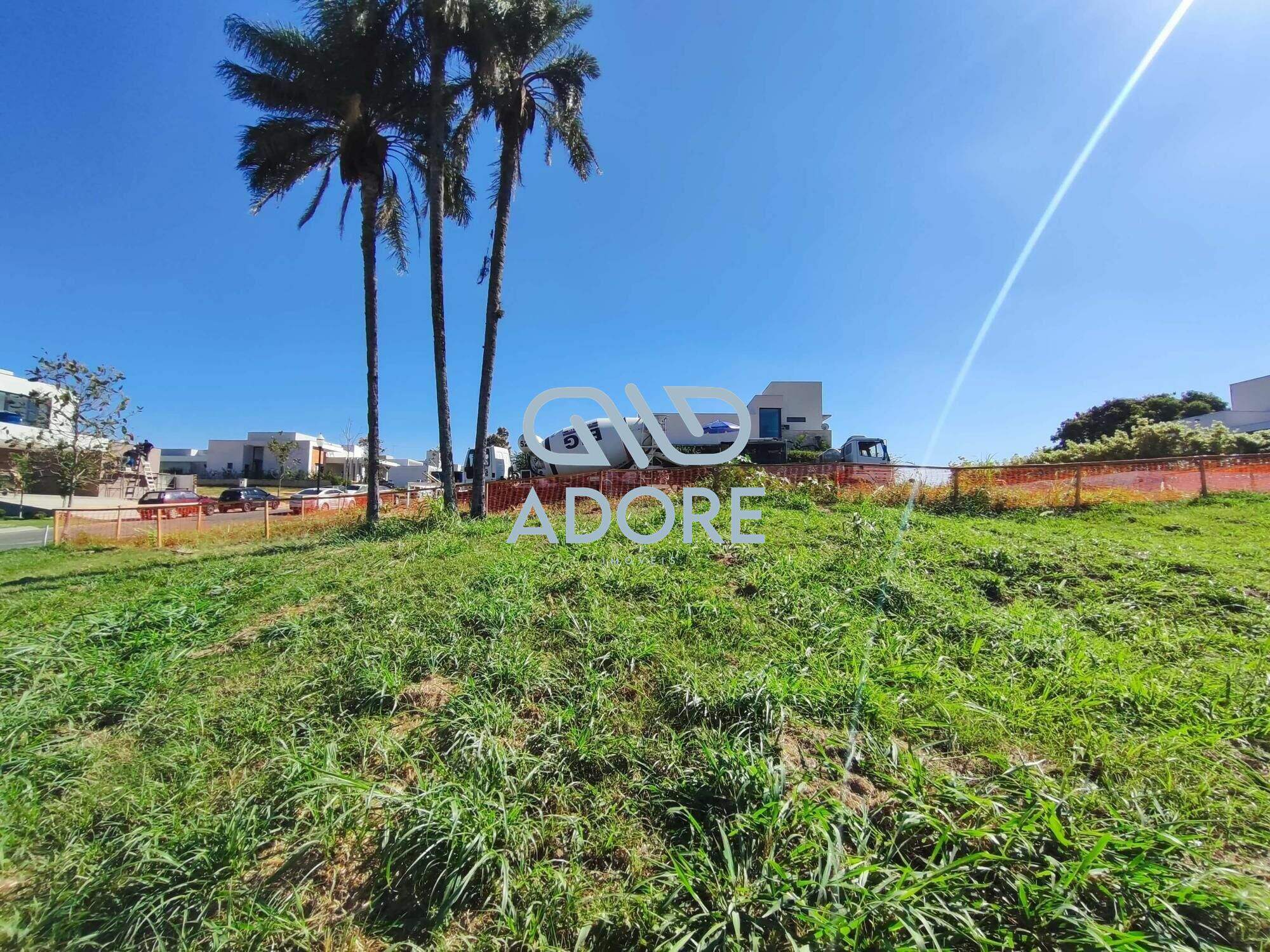 Terreno à venda no Condomínio Villas do Golfe: 